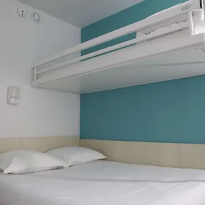 Hotelf1 Orange Centre Echangeur A7 A9 Hotel
